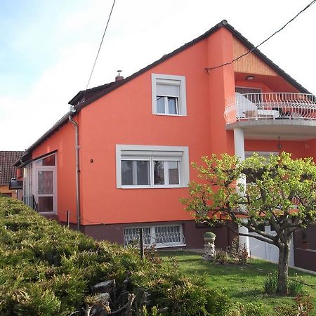 Patri Apartmanhaz Кестхей Екстер'єр фото