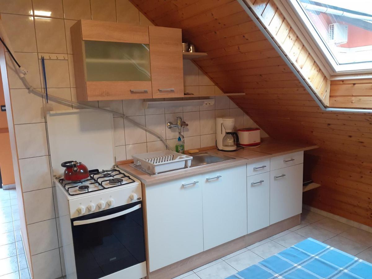 Patri Apartmanhaz Кестхей Екстер'єр фото