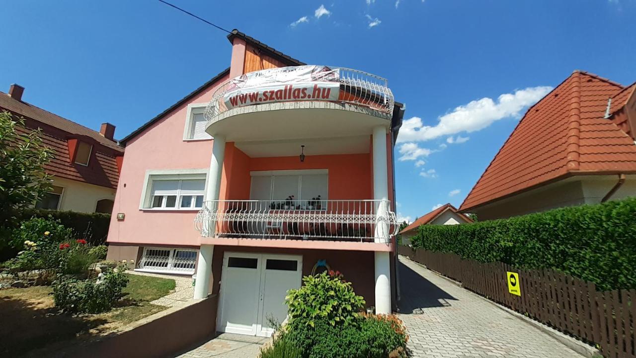 Patri Apartmanhaz Кестхей Екстер'єр фото