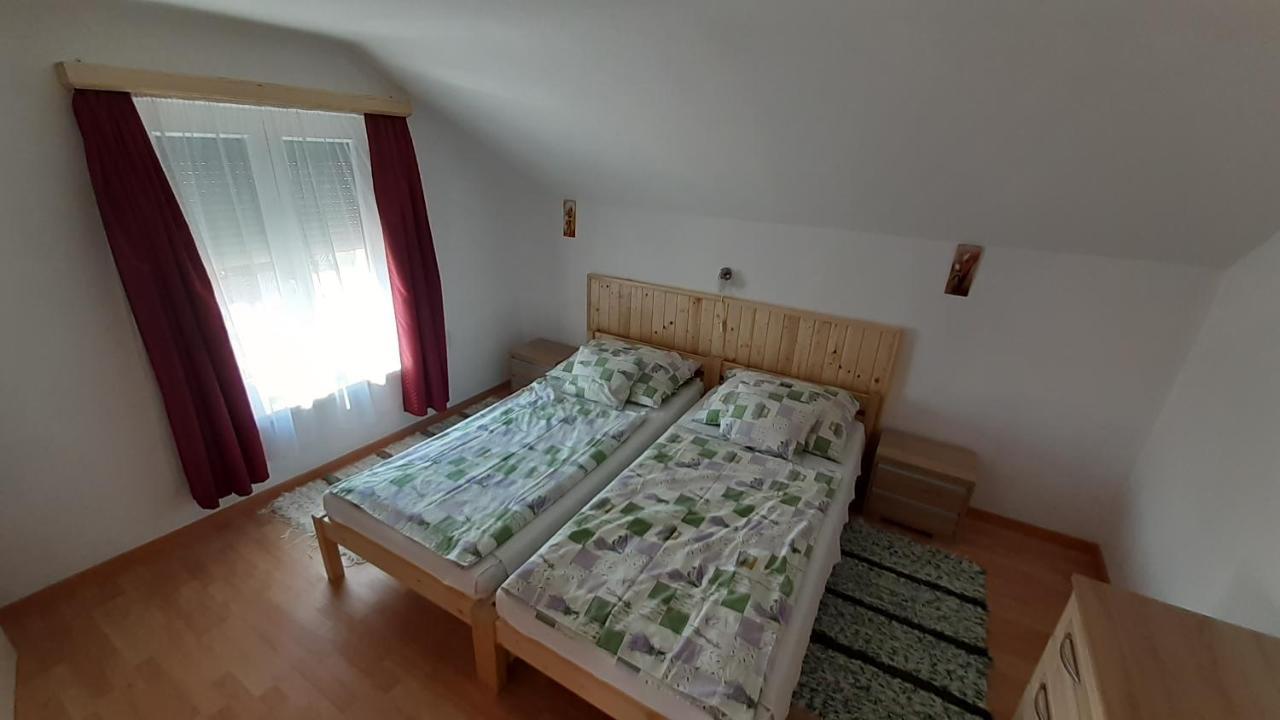 Patri Apartmanhaz Кестхей Екстер'єр фото