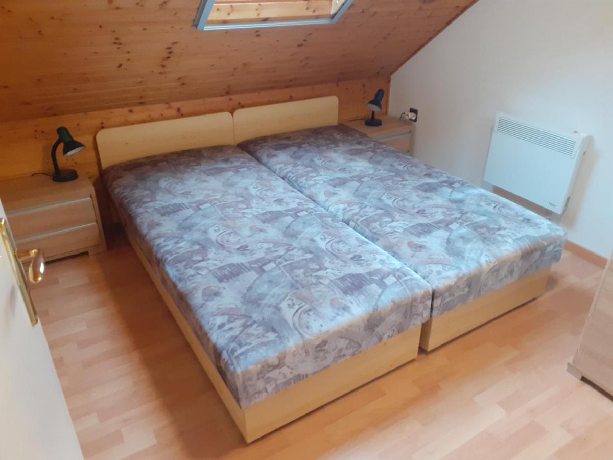 Patri Apartmanhaz Кестхей Екстер'єр фото