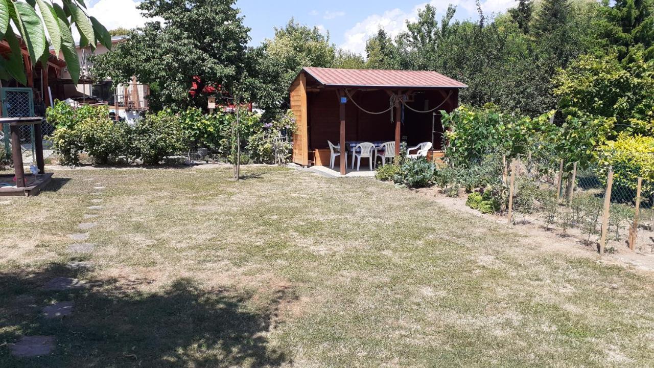 Patri Apartmanhaz Кестхей Екстер'єр фото
