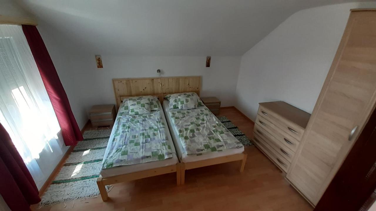 Patri Apartmanhaz Кестхей Екстер'єр фото